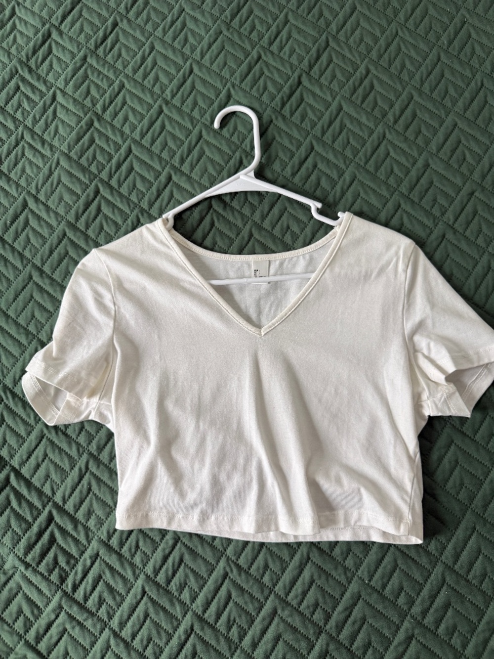 White Crop Top L